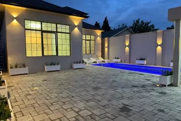 Satılır Bağ Evi Novxanıda 