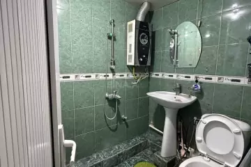 Satılır Köhnə Tikili Bakıxanovda 