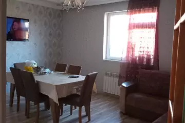 Satılır Həyət Evi Bakıda 