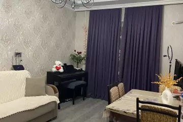 Satılır Köhnə Tikili Ukraniya Dairəsida 