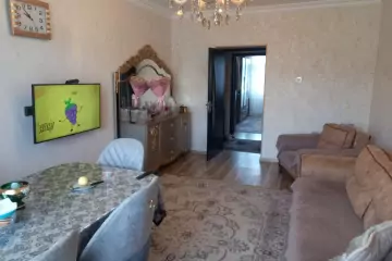 Satılır Köhnə Tikili əmircanda 