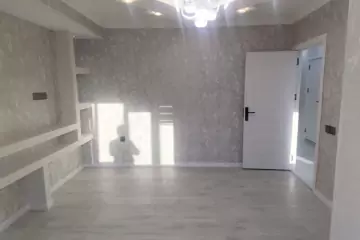 Satılır Yeni Tikili Ukraniya Dairəsida 