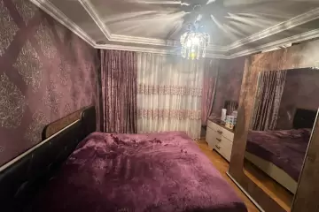 Satılır Köhnə Tikili 8-ci Kilometrdə 