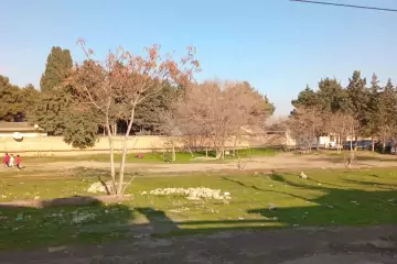 Satılır Həyət Evi Bakıda 