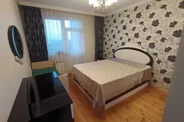 Satılır Yeni Tikili Bakıxanovda 