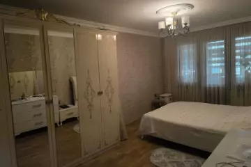 Satılır Köhnə Tikili Heydər əliyev Parkıda 