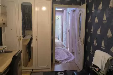 Satılır Köhnə Tikili Heydər əliyev Parkıda 