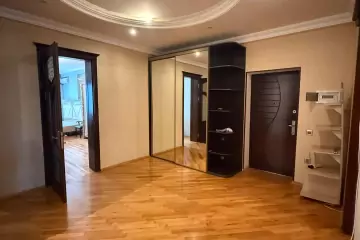 Satılır Yeni Tikili 9-cu Mikrorayonda 