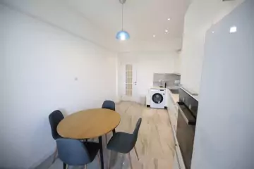 Aylıq Kirayə Yeni Tikili Badamdarda 