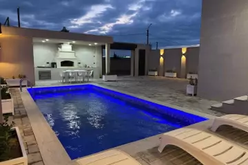 Satılır Bağ Evi Novxanıda 