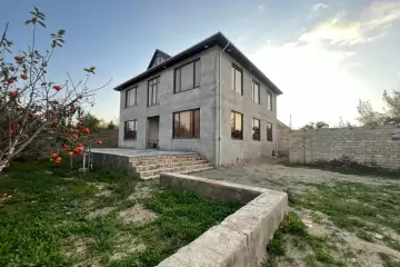 Satılır Həyət Evi Maştağada 