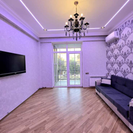 Satılır 2 otaqlı Yeni Tikili 60 m², Yeni Günəşli