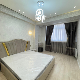 Satılır 2 otaqlı Yeni Tikili 62 m², Ukraniya dairəsi