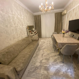 Satılır 3 otaqlı Köhnə Tikili 82 m², Həzi Aslanov