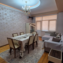 Satılır 2 otaqlı Yeni Tikili 58 m², Ukraniya dairəsi