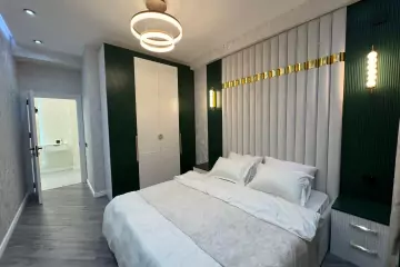 Satılır Yeni Tikili Ukraniya Dairəsida 