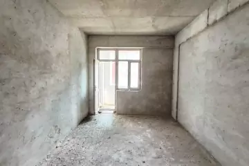 Satılır Yeni Tikili 8-ci Kilometrdə 