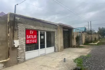 Satılır Həyət Evi Savalan Qəsəbəsida 