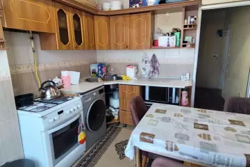 Satılır Köhnə Tikili Ukraniya Dairəsida 