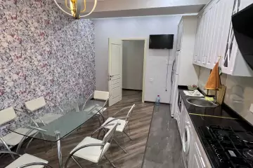 Aylıq Kirayə Yeni Tikili Ağ şəhər Kompleksində 