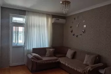 Satılır Yeni Tikili Qurtuluş 93da 