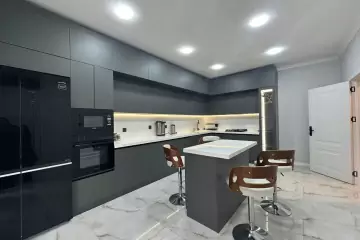 Aylıq Kirayə Villa Badamdarda 