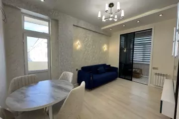 Satılır Yeni Tikili Ukraniya Dairəsida 