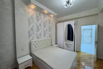 Satılır Yeni Tikili Ukraniya Dairəsida 