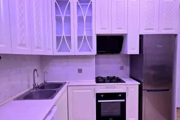 Satılır Yeni Tikili Yeni Günəşlidə 