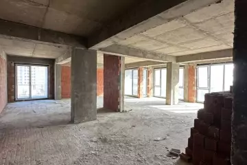 Satılır Yeni Tikili Heydər əliyev Mərkəzində 