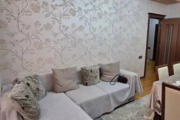 Satılır Yeni Tikili Ukraniya Dairəsida 