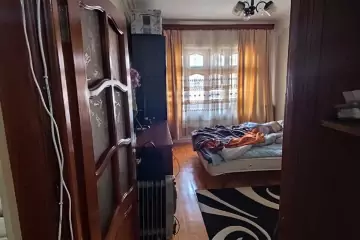 Satılır Köhnə Tikili Ukraniya Dairəsida 