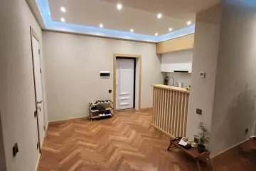 Aylıq Kirayə Ofis şərq Bazarında 