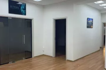 Aylıq Kirayə Ofis 4-cü Mikrorayonda 