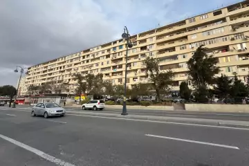 Satılır Köhnə Tikili Xəzər Dairəsida 