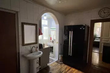 Satılır Köhnə Tikili Kubinkada 