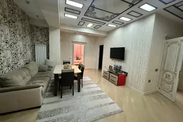 Satılır Yeni Tikili 4-cü Mikrorayonda 