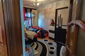 Satılır Köhnə Tikili Ukraniya Dairəsida 