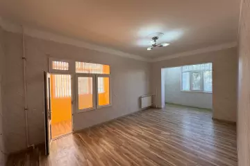 Satılır Köhnə Tikili Ukraniya Dairəsida 