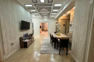 Satılır Yeni Tikili 4-cü Mikrorayonda 