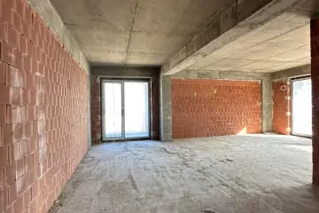 Satılır Yeni Tikili Heydər əliyev Mərkəzində 