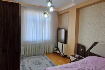 Satılır Yeni Tikili Ukraniya Dairəsida 