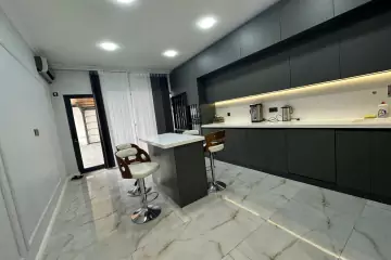 Aylıq Kirayə Villa Badamdarda 