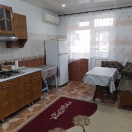 Kirayə 2 otaqlı Köhnə Tikili 50 m², Böyükşor