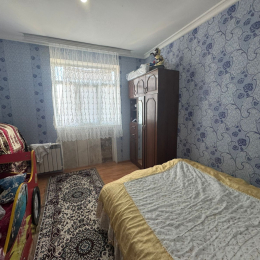 Satılır 3 otaqlı Köhnə Tikili 75 m², Biləcəri