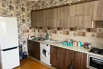 Satılır Yeni Tikili Həzi Aslanovda 