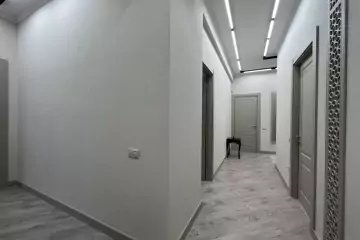 Satılır Yeni Tikili 28 May Metrosu ətrafında 