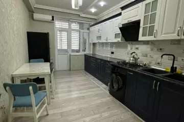 Aylıq Kirayə Yeni Tikili 4-cü Mikrorayonda 