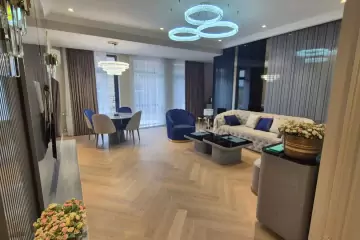 Aylıq Kirayə Yeni Tikili Mərkəzdə 