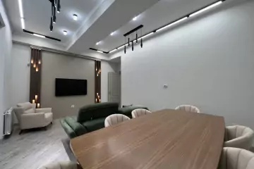 Satılır Yeni Tikili 28 May Metrosu ətrafında 